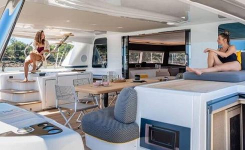 DAIQUIRI Lagoon Catamaran 10