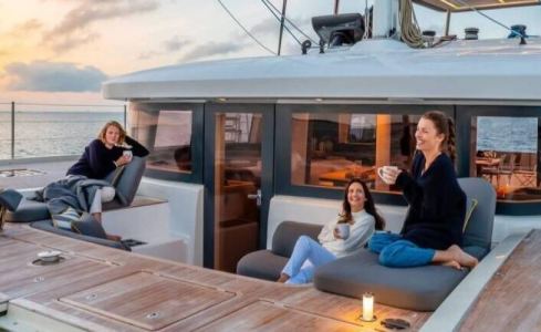 DAIQUIRI Lagoon Catamaran 11