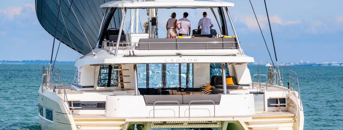 DAIQUIRI Lagoon Catamaran 8