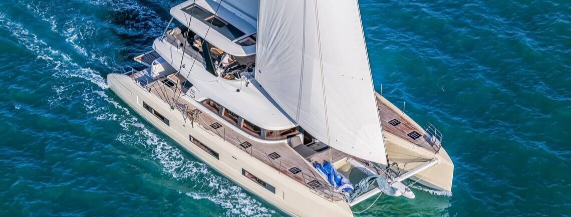 DAIQUIRI Lagoon Catamaran 2