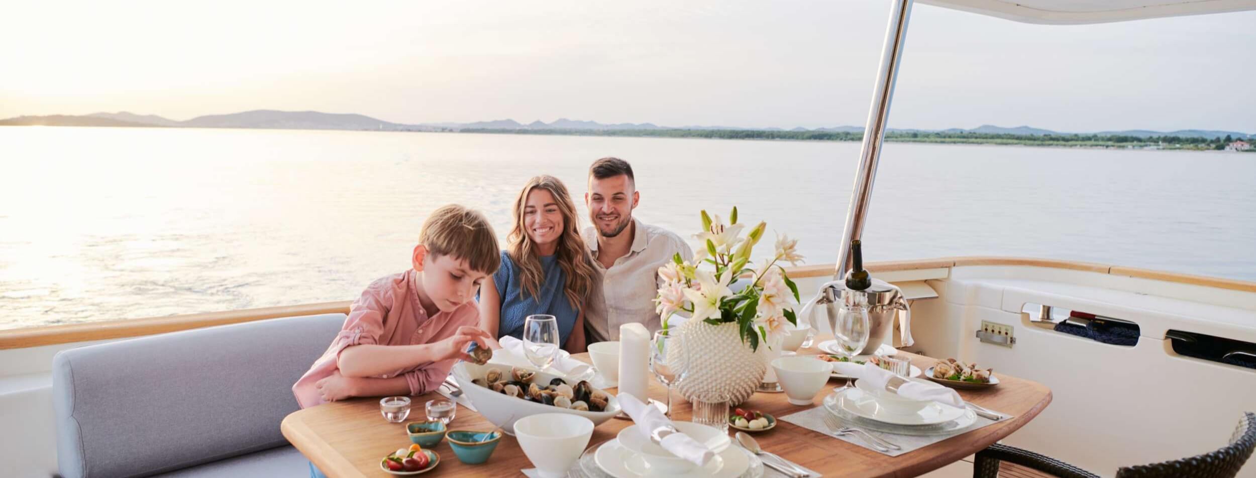 FRIEND'S BOAT Custom 3