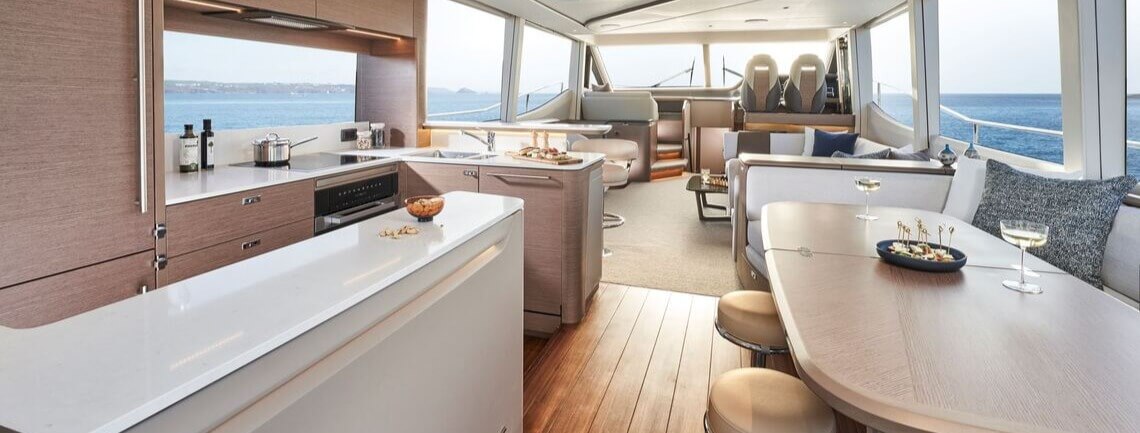 ELIZABETH Princess Yachts 13