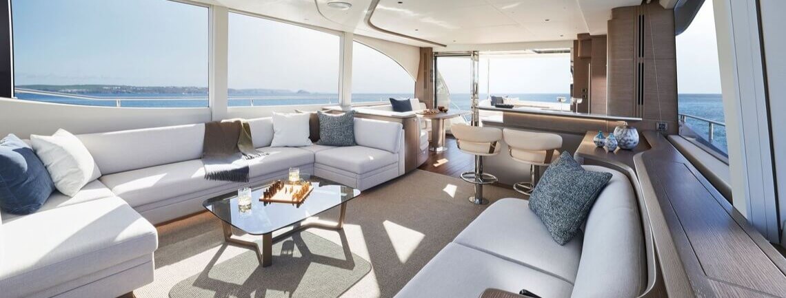 ELIZABETH Princess Yachts 14