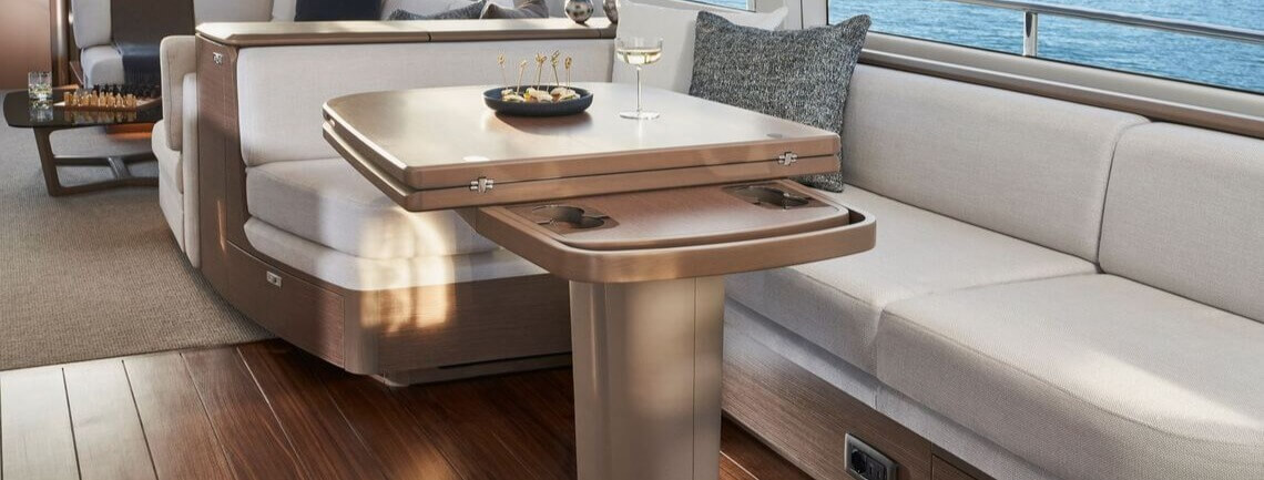 ELIZABETH Princess Yachts 26