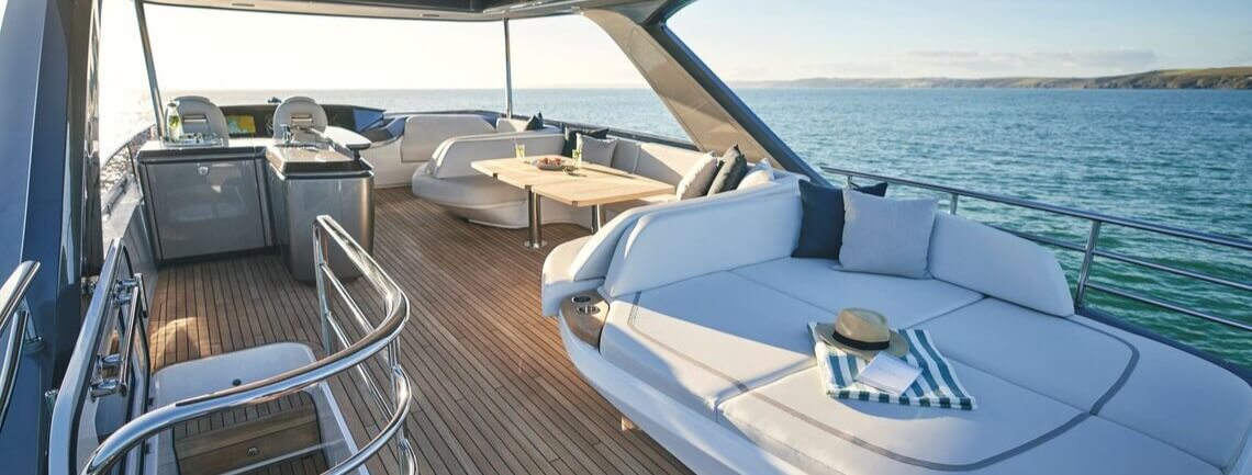 ELIZABETH Princess Yachts 4