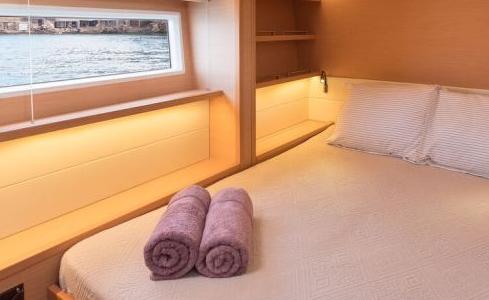 FLOW Lagoon Catamaran 11