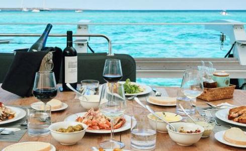 FLOW Lagoon Catamaran 19