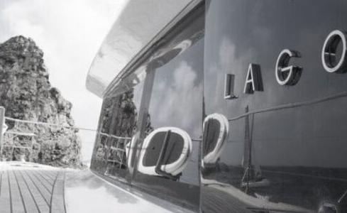 LA FREGATE Lagoon Catamaran 5