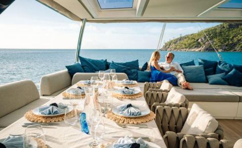 MANE ET NOCTE																Lagoon Catamaran 6