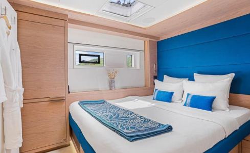 MANE ET NOCTE Lagoon Catamaran 13