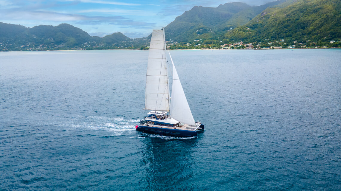 MANE ET NOCTE Lagoon Catamaran 2