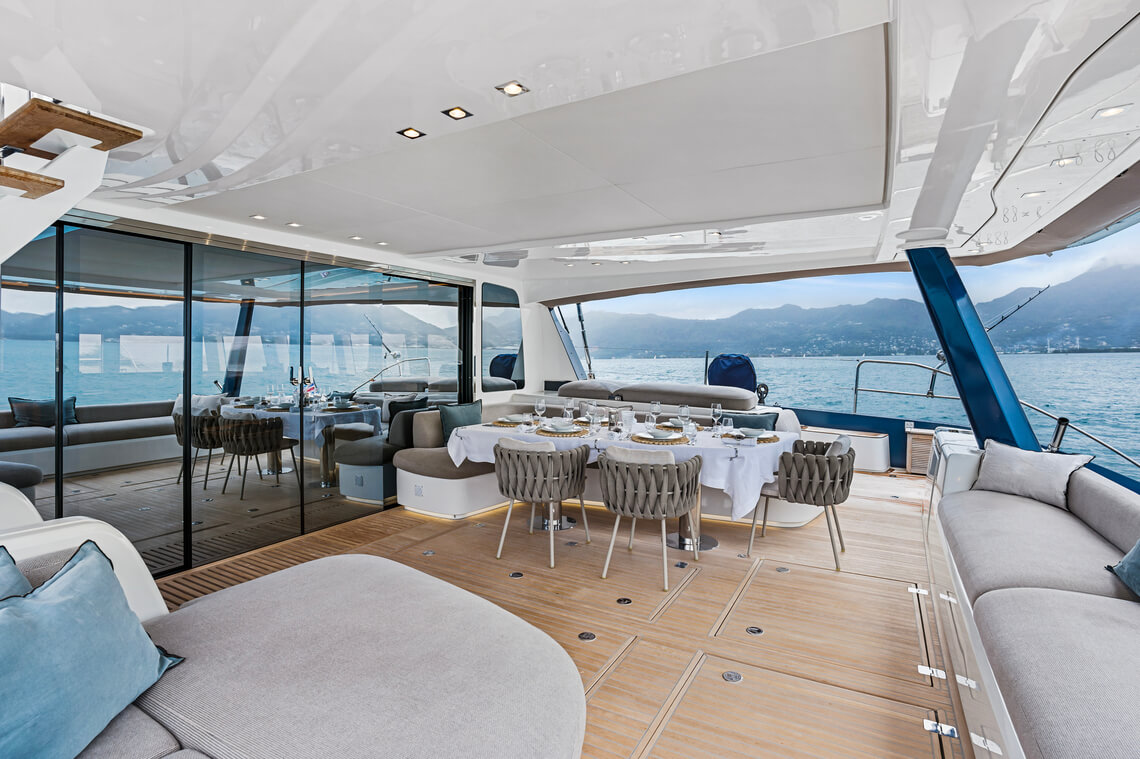 MANE ET NOCTE Lagoon Catamaran 11