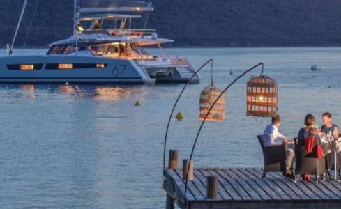 AQUA TIKI III Fountaine Pajot 4