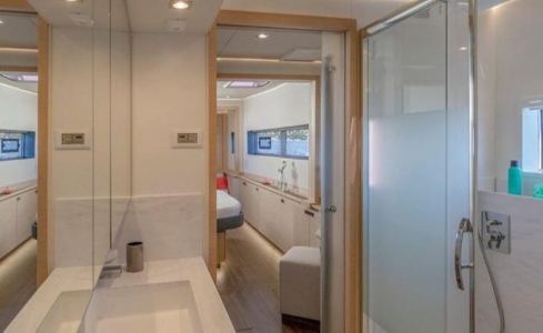 AQUA TIKI III  Fountaine Pajot 14
