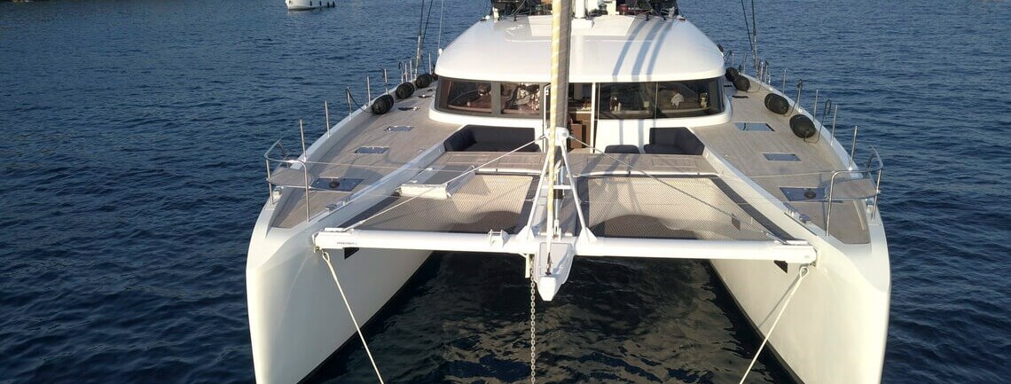 MARIAH PRINCESS III Lagoon Catamaran 12