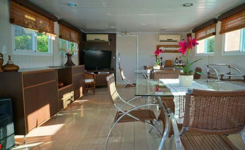 Iate Maria P. Honda dockyard 24