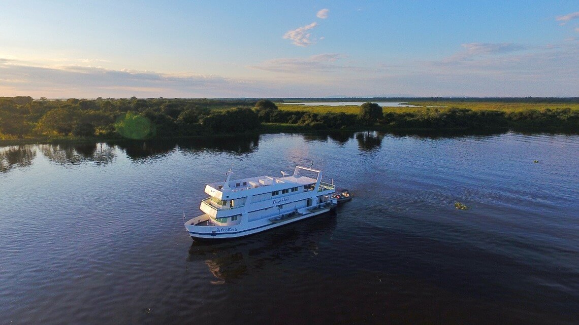 Iate Maria P. Honda dockyard 1