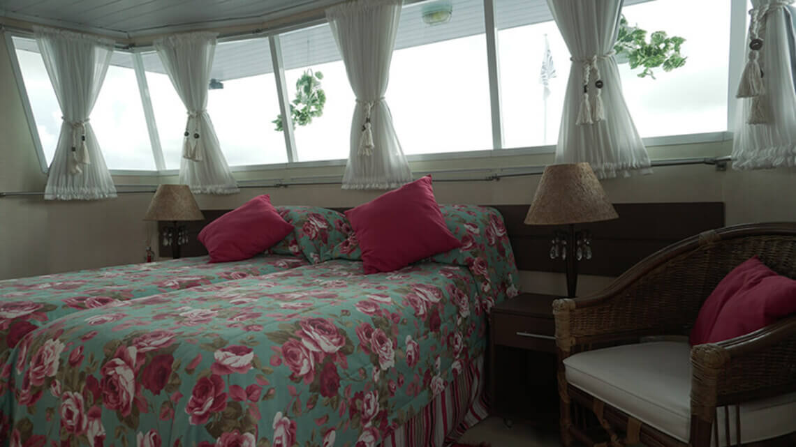 Iate Maria P. Honda dockyard 19