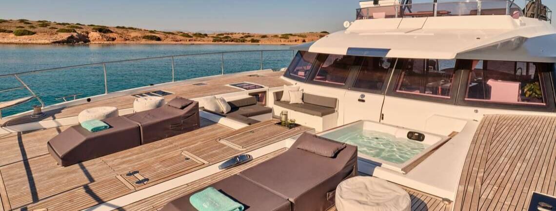 ChristAl MiO Fountaine Pajot 4