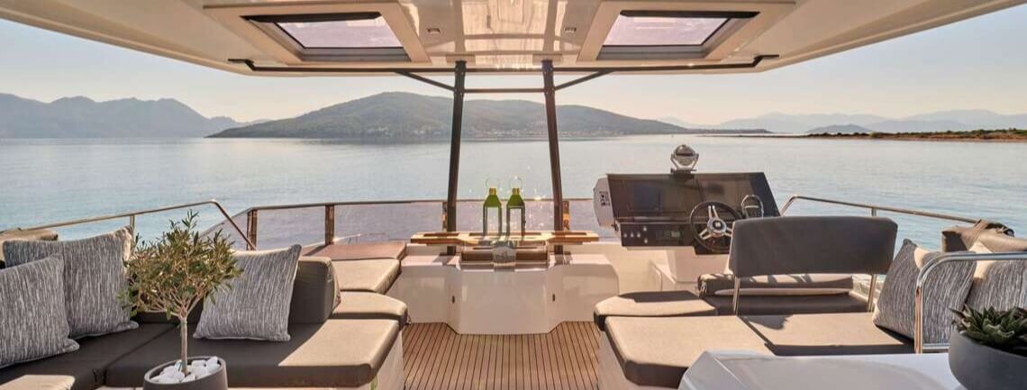 ChristAl MiO Fountaine Pajot 7