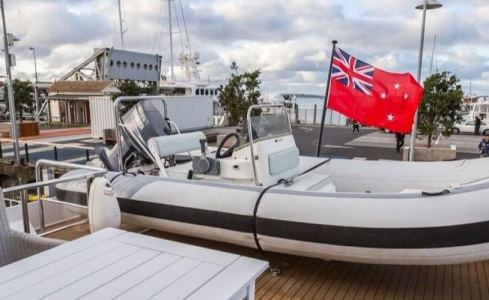 Templar	Alloy Yachts 2