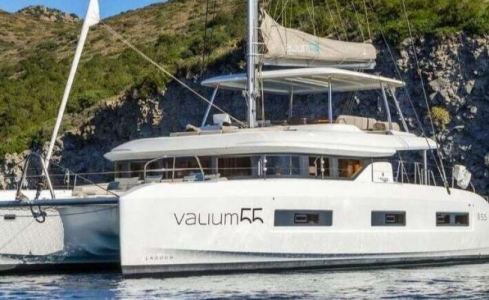 VALIUM 55 Lagoon Catamaran 0