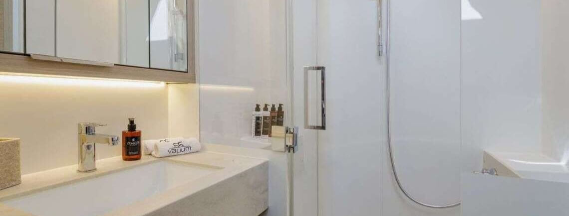 VALIUM 55 Lagoon Catamaran 24