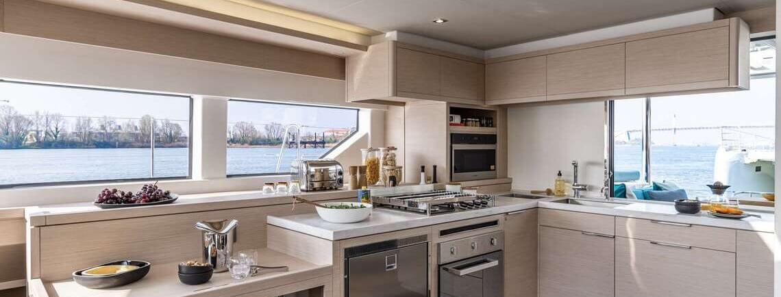 VALIUM 55 Lagoon Catamaran 25