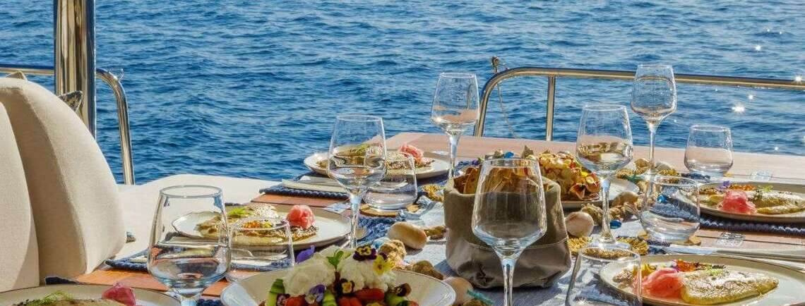 VALIUM 55 Lagoon Catamaran 13