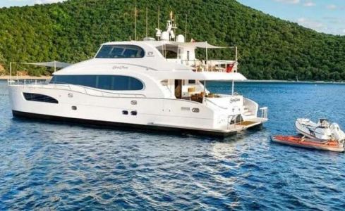 Superyacht charter Seaglass