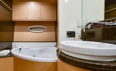 Stela 117 Royal Denship 18