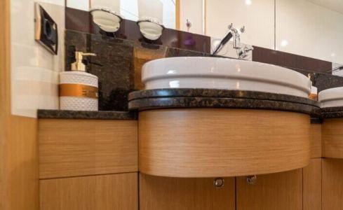 Stela 117 Royal Denship 22