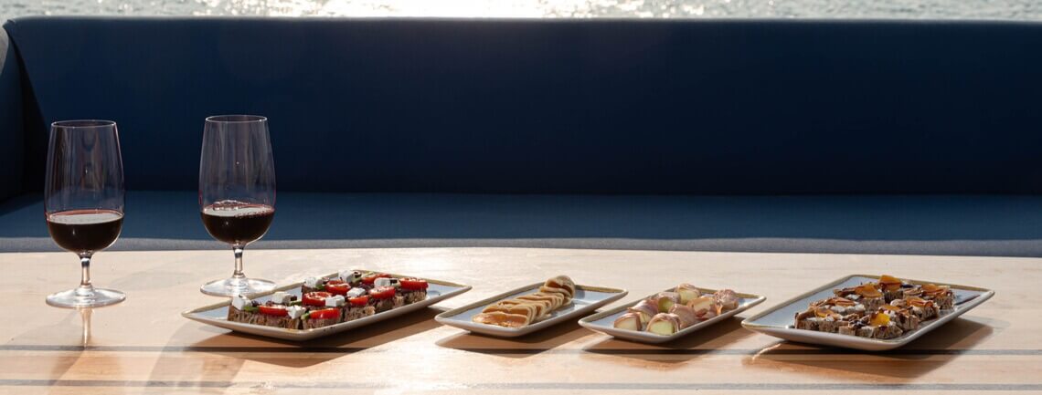 Stela 117 Royal Denship 21