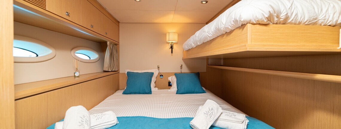 Stela 117 Royal Denship 14