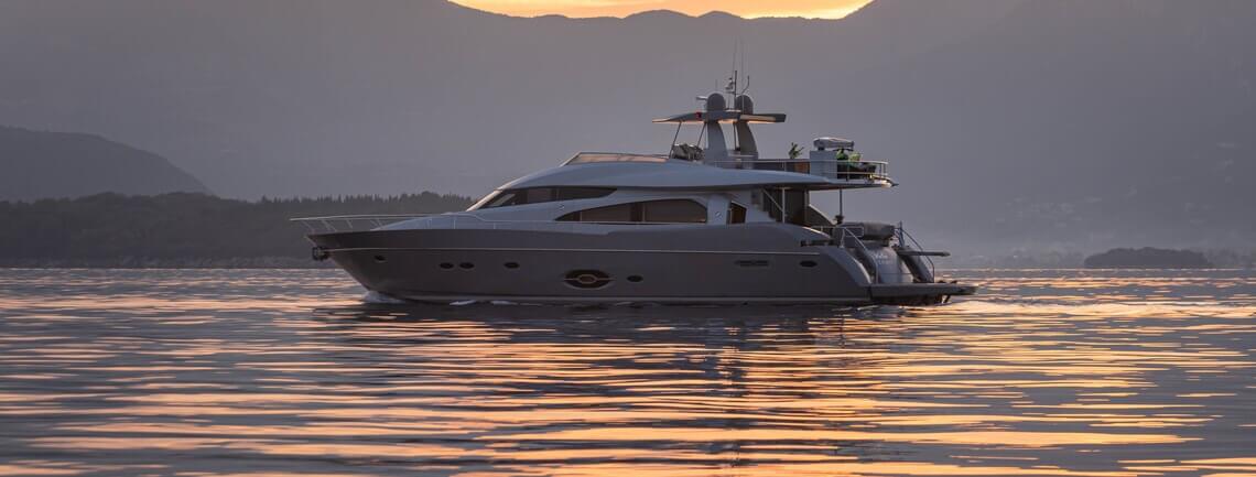 Stela 117 Royal Denship 5