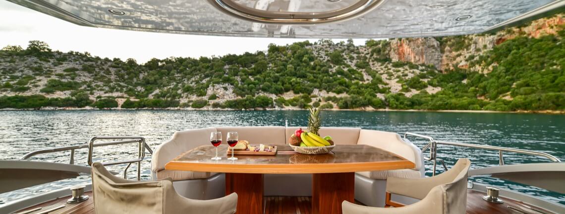 Stela 117 Royal Denship 10