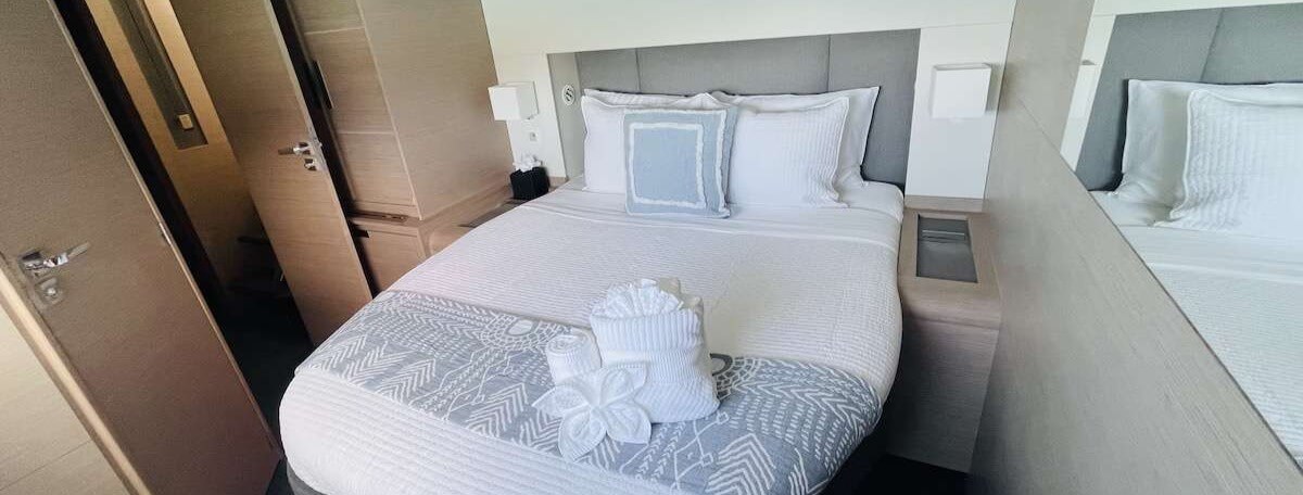 TRU NORTH Fountaine Pajot 16