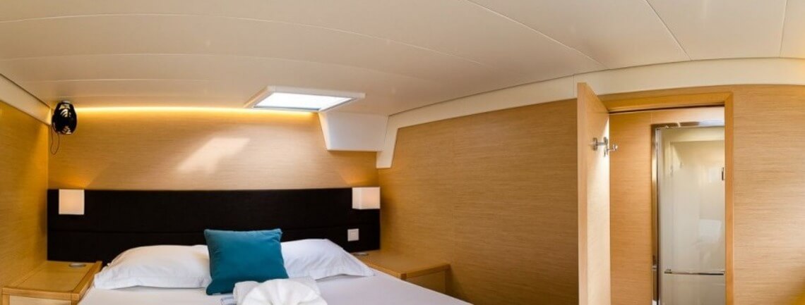 Diva Lagoon Catamaran 12