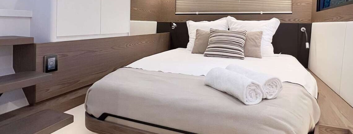 Wonderful Gunboat 17