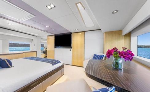 LEGACY  Gulf Craft 18