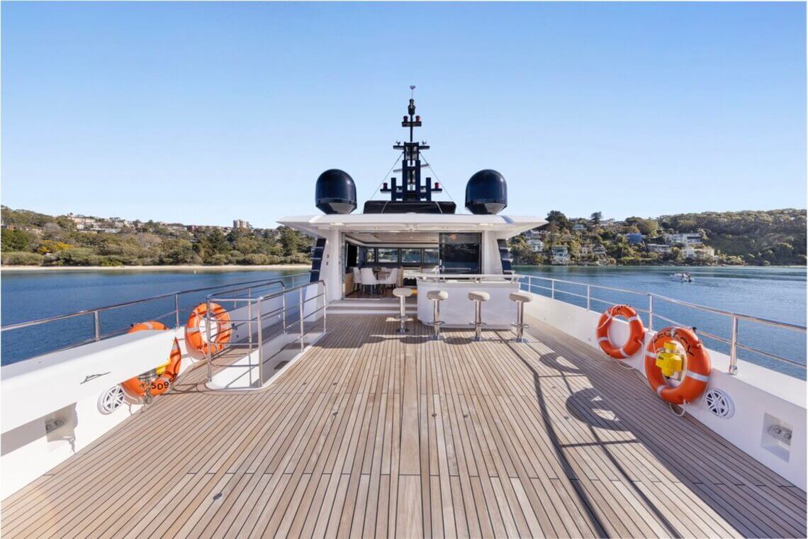 LEGACY  Gulf Craft 9