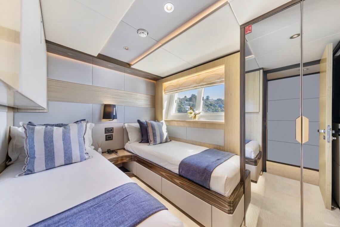 LEGACY  Gulf Craft 22