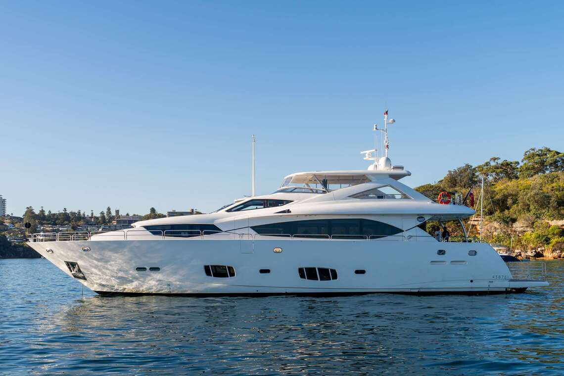 Yacht 30M Sunseeker 1