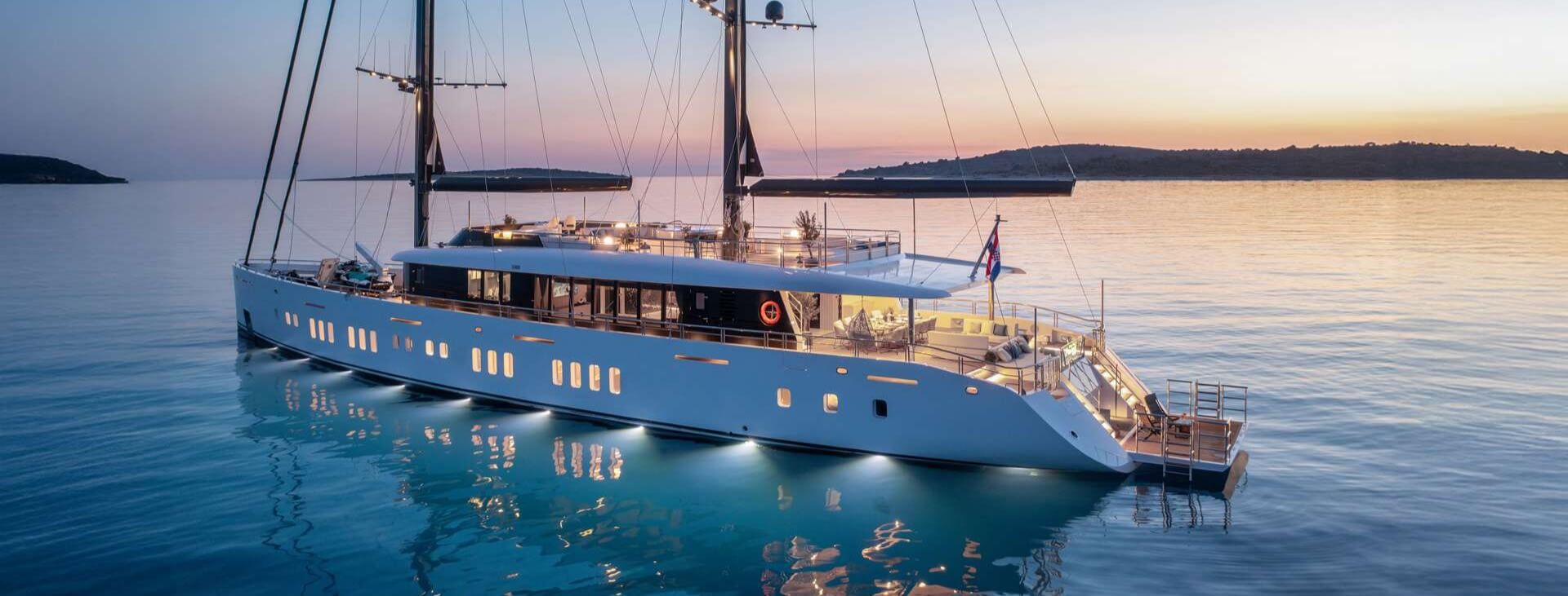 1527_customyacht46m1743156762.jpg