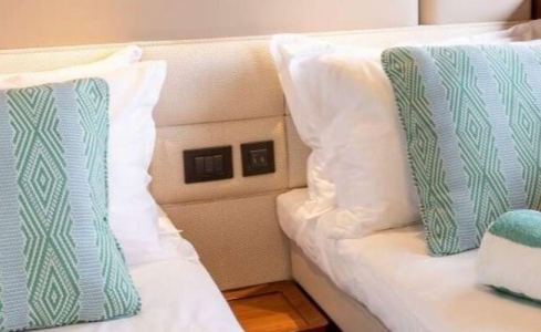 SORANA II Princess Yachts 11