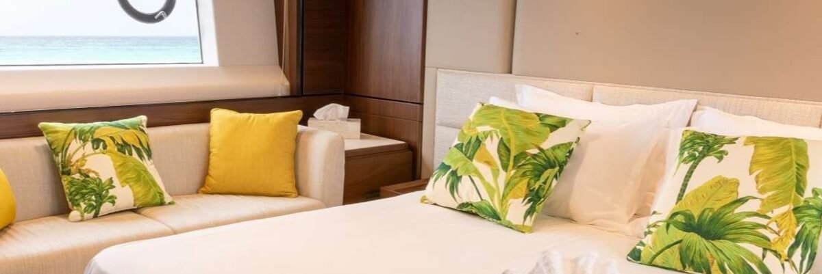 SORANA II Princess Yachts 10