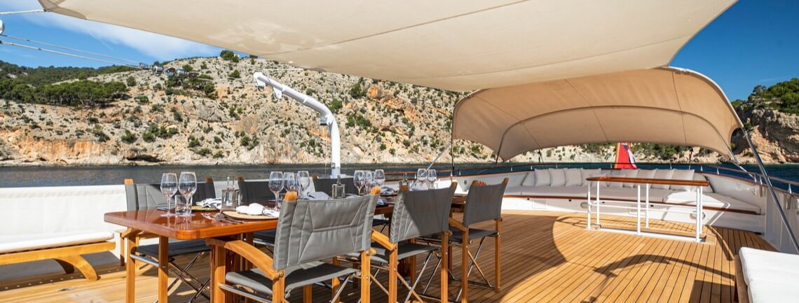 HEAVENLY DAZE Feadship 14