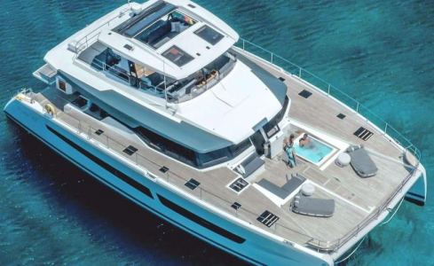 D2 Fountaine Pajot 0