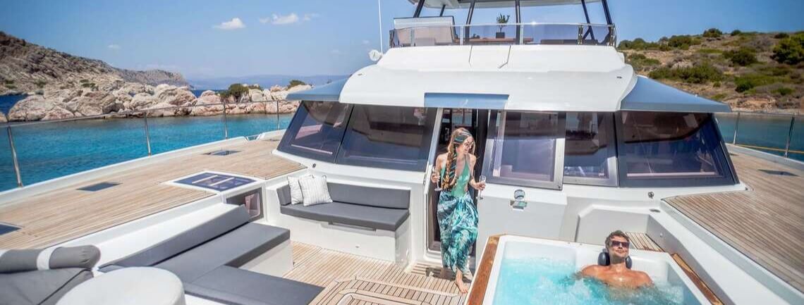 D2 Fountaine Pajot 6