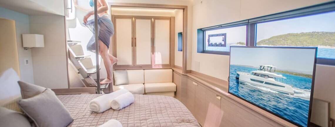 D2 Fountaine Pajot 17